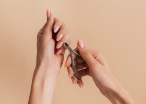 Prendersi cura delle unghie consigli per una manicure duratura